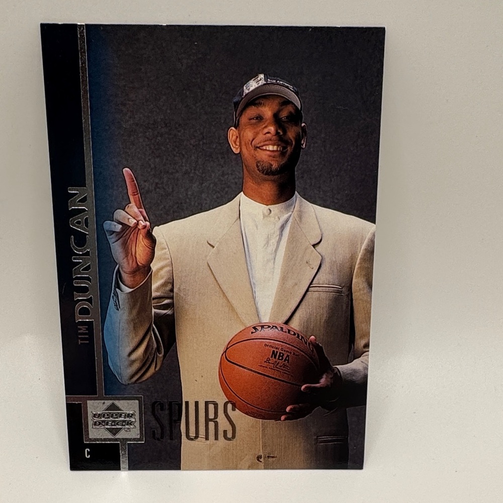 1999-2000 Upper Deck Tim Duncan Rookie Card #114